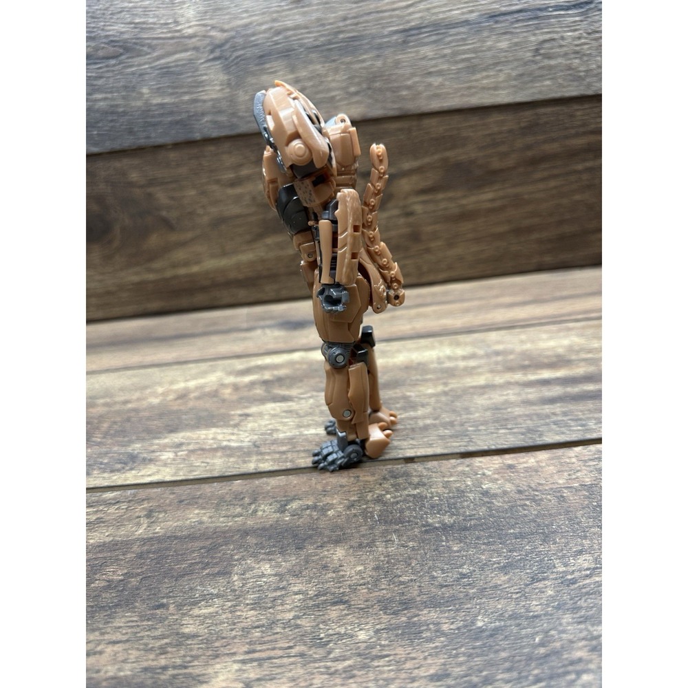Hasbro Transformers Studio Series SS-98 Voyager Class Rise of the Beasts Cheetor - Picture 5 of 8